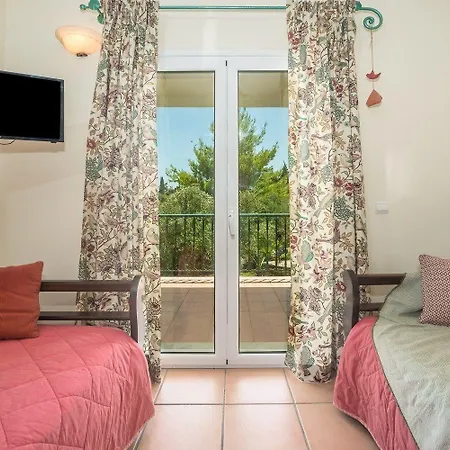 Liofyto Appartement *
