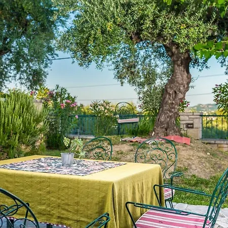 Liofyto Appartement Laganas